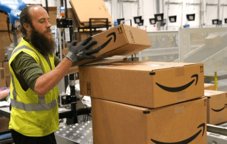 Bauran Pemasaran  Amazon - Platform E-Commerce